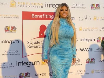 7 Potret Neyleen Ashley, Dulu Pemilik Payudara Terbesar Kini Lepas Implan