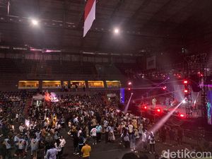Ingin Raup Suara Daerah Basis 03, Relawan Gibran Gelar Konser di Jakut