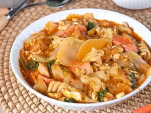 5 Macam Seblak Gurih Pedas, Ada Seblak Kering hingga Seblak Cobek 5 Macam Seblak Gurih Pedas, Ada Seblak Kering hingga Seblak Cobek