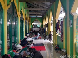 Pengungsi Banjir di Manggala Makassar Bertambah Lagi Jadi 180 Orang