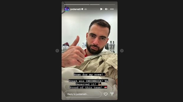 Bek Timnas Indonesia Jordi Amat saat di rumah sakit usai lawan Vietnam.