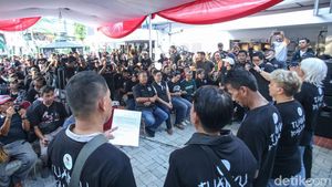 Saat 1.000 Ojol Jakarta Deklarasi Dukung Ganjar-Mahfud