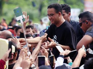 Klaim Anies Tak Ada Orang Bayaran Saat Kampanye Akbar Klaim Anies Tak Ada Orang Bayaran Saat Kampanye Akbar