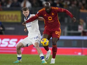Roma Vs Verona: I Lupi Menang di Laga Debut De Rossi Roma Vs Verona: I Lupi Menang di Laga Debut De Rossi