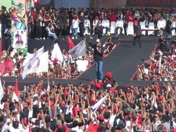 Ganjar Sebut Kades-Kepala Daerah Dapat Telepon Intimidasi Tak Pilih 03