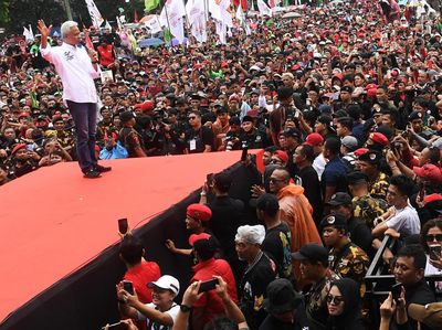 Ganjar Didampingi Megawati Kampanye Akbar Perdana di Bandung