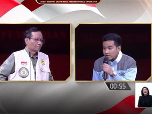 Pengamat UGM Soroti Gimik di Debat Cawapres: Ini Bukan Forum Main-main Pengamat UGM Soroti Gimik di Debat Cawapres: Ini Bukan Forum Main-main