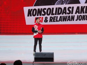 Kaesang Kenalan ke Relawan Jokowi: Saya Bukan Gibran, tapi Lebih Ganteng