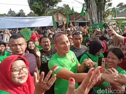 Sandiaga di Kendal Janjikan Kerjaan Bidang Pariwisata dan Ekonomi Kreatif