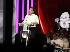 Cak Imin: Hormati Masyarakat Adat Bukan Pakai Pakaian Adat Setahun Sekali Cak Imin: Hormati Masyarakat Adat Bukan Pakai Pakaian Adat Setahun Sekali