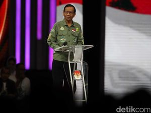 Lagi-lagi Awaslu Laporkan Mahfud ke Bawaslu Lagi-lagi Awaslu Laporkan Mahfud ke Bawaslu
