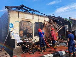 Terdengar Ledakan, Rumah Warga Karangasem Ludes Terbakar