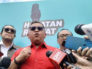 Hasto Bicara Menteri PDIP Masih di Kabinet: Itu untuk Bangsa dan Negara Hasto Bicara Menteri PDIP Masih di Kabinet: Itu untuk Bangsa dan Negara