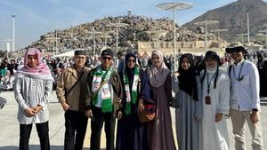 Semringah Jemaah Indonesia Jalani Umrah di Tanah Suci