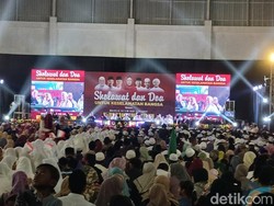 Ribuan Santri Selawatan Bareng PDIP di Ponpes Bayt Al-Hikmah Pasuruan