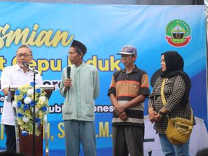 Beri Kuis, Zulhas Bertanya Nama Ibu Kota Baru-Kereta Cepat ke Warga Blora