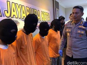 Akhir Pelarian 4 Pelaku Pembakaran Saat Rusuh Pengantar Jenazah Lukas Enembe Akhir Pelarian 4 Pelaku Pembakaran Saat Rusuh Pengantar Jenazah Lukas Enembe