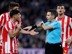 Bilang Timnya Dirampok Lawan Madrid, Pemain Almeria Terancam Sanksi Berat