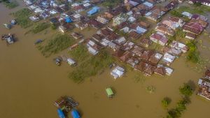 Ribuan Rumah Terendam Banjir Luapan Sungai Batanghari