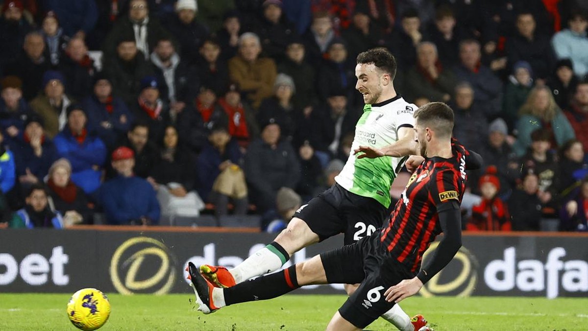 Betapa mematikannya Diogo Jota di kotak penalti (Action Images via Reuters/PETER CZIBORRA)