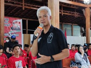 Kampanye Ganjar di Jateng: Sambangi Pesantren hingga Dialog dengan Nelayan Kampanye Ganjar di Jateng: Sambangi Pesantren hingga Dialog dengan Nelayan