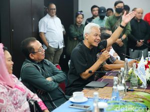 Ganjar Temui Persekutuan Gereja-gereja Ditemani Yenny Wahid Ganjar Temui Persekutuan Gereja-gereja Ditemani Yenny Wahid