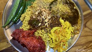 Yummy! Gurih Berempah Nasi Kandar Ayam Goreng Mamak