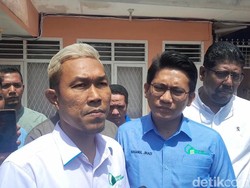 Bawaslu Cecar Ketua Relawan Bobby dengan 12 Pertanyaan soal Spanduk