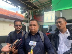 Kapolda Metro Tak Hadir, Sidang Praperadilan Siskaeee Ditunda