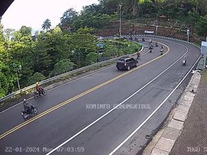 Jalan Wonosari Gunungkidul Pagi Ini Lancar: Hati-hati Lewati Bokong Semar