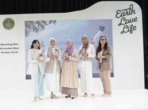 Launching event Earth Love Life