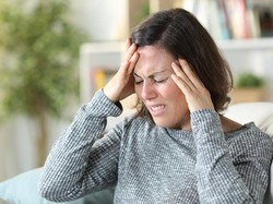 5 Makanan Sehat yang Redakan Migrain Secara Alami