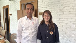 Momen Tsamara Amany Jajan Durian di New York hingga Makan Bareng Jokowi