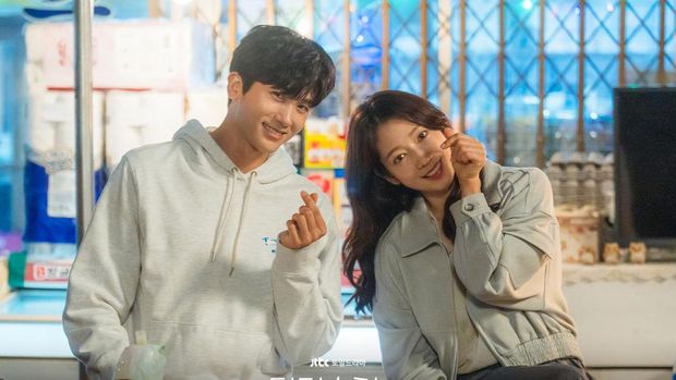 Park Shin Hye dan Park Hyung Sik reuni dalam drama Korea Doctor Slump