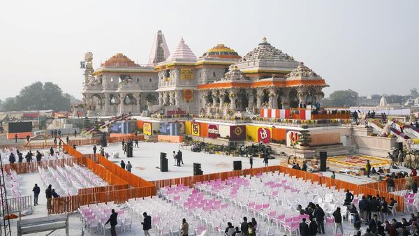 Penampakan Kuil Kontroversial yang Siap Diresmikan India