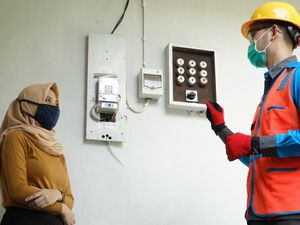 Begini Cara Cek Aliran Listrik Aman atau Tidak, Biar Nggak Sering Jeglek! Begini Cara Cek Aliran Listrik Aman atau Tidak, Biar Nggak Sering Jeglek!