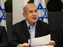 Massa Geruduk Rumah PM Israel Desak Pemecatan Netanyahu