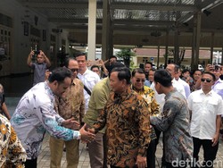 Prabowo-Gibran Akan Bertemu Sultan Hamengku Buwono X di DIY Siang Ini