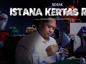 Rauf Raphanus dan Seni Menghidupkan Kertas Rauf Raphanus dan Seni Menghidupkan Kertas