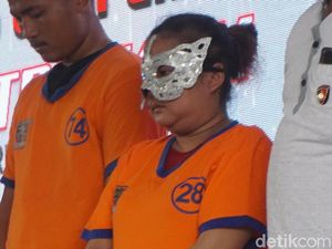 Begini Kondisi Bocah Surabaya yang Disiksa Secara Sadis oleh Ibu Begini Kondisi Bocah Surabaya yang Disiksa Secara Sadis oleh Ibu