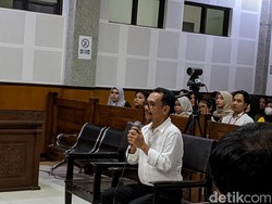 Eks Walkot Bima Didakwa Terima Suap Proyek Rp 1,95 Miliar, Ada Peran Istri