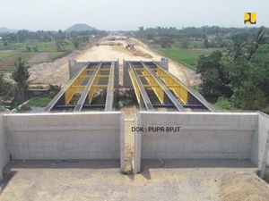 Tinjau Proyek Tol Yogya-Bawen, Basuki Minta Pembebasan Lahan Dipercepat