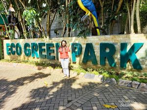 Seru-seruan di Eco Green Park: Bertemu Burung yang Tak Bisa Terbang Seru-seruan di Eco Green Park: Bertemu Burung yang Tak Bisa Terbang