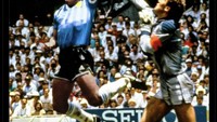 Salah satu momen kontroversi di laga ini adalah gol Vinicius Jr yang tetap disahkan walaupun terlihat handball. Foto: dok. Internet/X (Twitter)