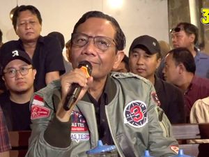 Mahfud Akan Komunikasi ke Jokowi soal Rencana Mundur Dari Kabinet Mahfud Akan Komunikasi ke Jokowi soal Rencana Mundur Dari Kabinet