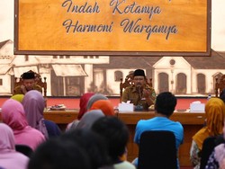 Gus Ipul Batalkan Portal Parkir Otomatis di Pasar Kebonagung Kota Pasuruan