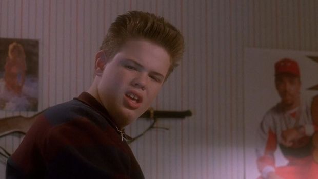 Aktor Devin Ratray dikenal luas sebagai pemeran Buzz McCallister, kakak dari Kevin yang diperankan oleh Macaulay Culkin. Dalam film Home Alone (1990), Buzz digambarkan selalu merundung Kevin.