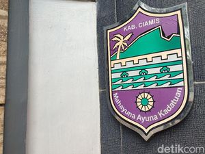 Arti Kata Semboyan Mahayuna Ayuna Kadatuan di Logo Ciamis Arti Kata Semboyan Mahayuna Ayuna Kadatuan di Logo Ciamis