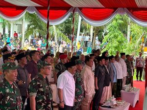 Tiba di Bangkalan, Prabowo Disambut Emil Dardak-Pakde Karwo Tiba di Bangkalan, Prabowo Disambut Emil Dardak-Pakde Karwo