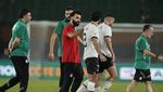 Potret Mo Salah Jadi Penonton Saat Mesir Raih Hasil Seri Ketiga